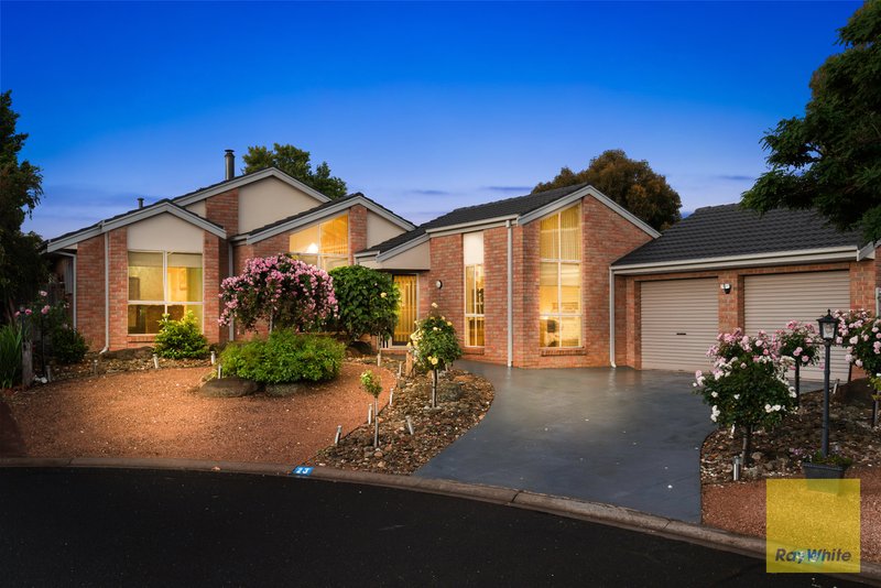 Photo - 23 Carshalton Court, Hoppers Crossing VIC 3029 - Image 2