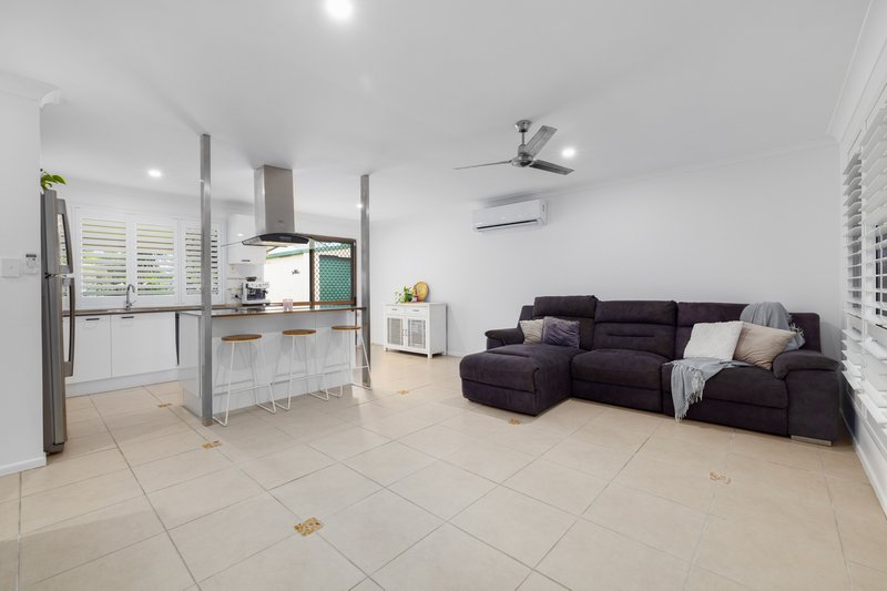 Photo - 23 Cassia Street, Browns Plains QLD 4118 - Image 2