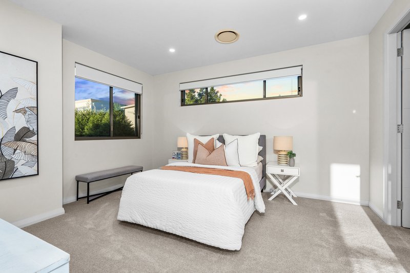 Photo - 23 Cedar Cutters Way, Bella Vista NSW 2153 - Image 17