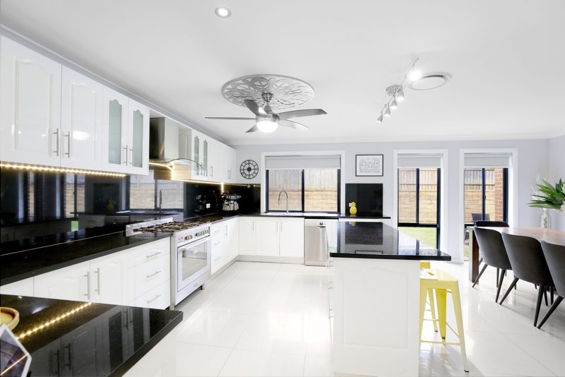 Photo - 23 Central Park Drive, Claremont Meadows NSW 2747 - Image 6