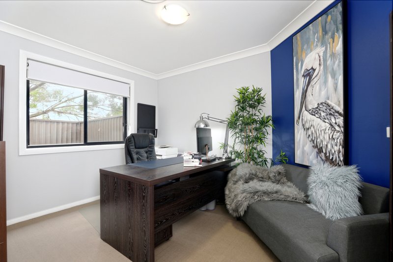 Photo - 23 Central Park Drive, Claremont Meadows NSW 2747 - Image 8