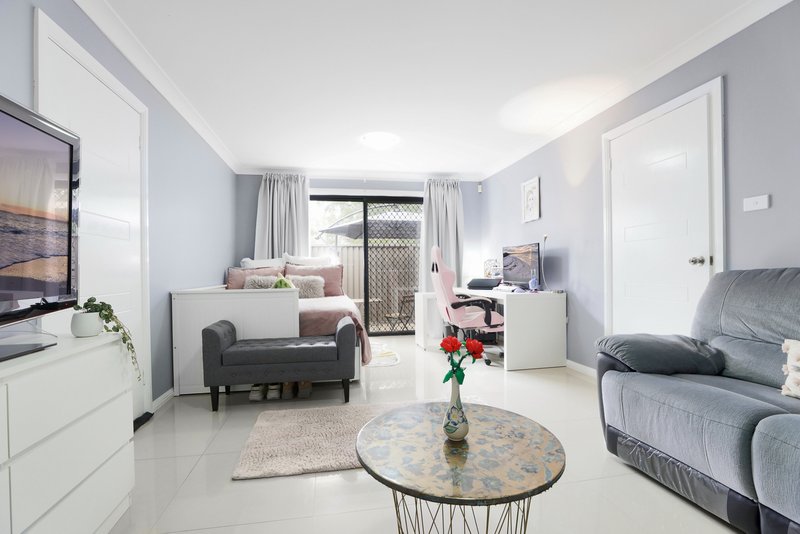 Photo - 23 Central Park Drive, Claremont Meadows NSW 2747 - Image 9