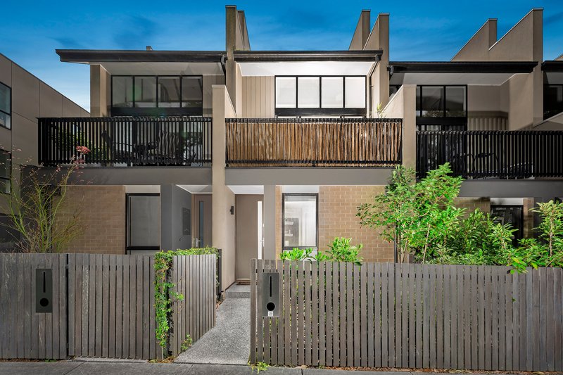 23 Central Park Walk, Cheltenham VIC 3192