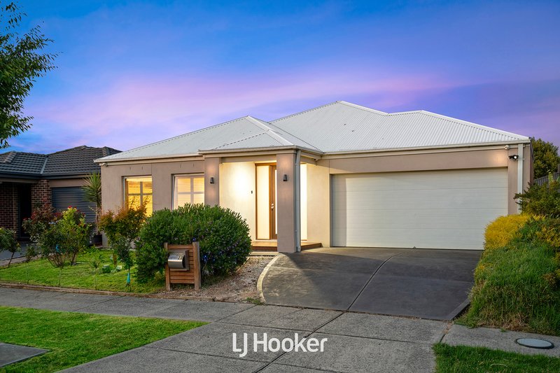 23 Challenger Circuit, Cranbourne East VIC 3977