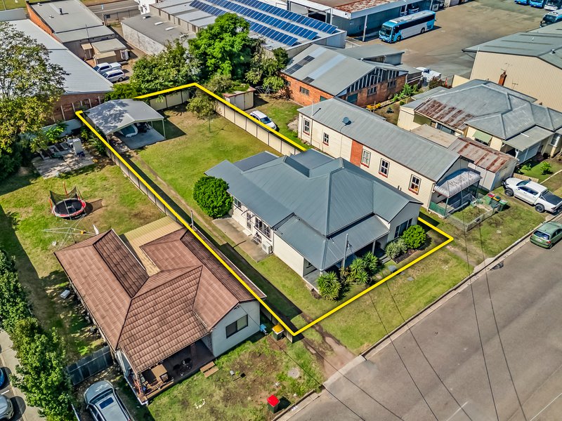 Photo - 23 Charlton Street, Cessnock NSW 2325 - Image 15