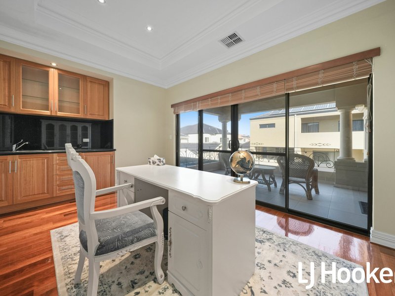 Photo - 23 Cherrywood Avenue, Dianella WA 6059 - Image 16