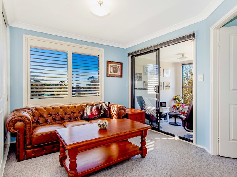 Photo - 2/3 Chippendale Place, Helensburgh NSW 2508 - Image 5