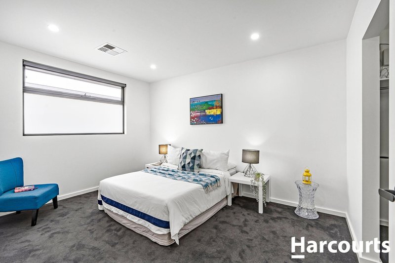 Photo - 2/3 Clematis Avenue, Altona North VIC 3025 - Image 10