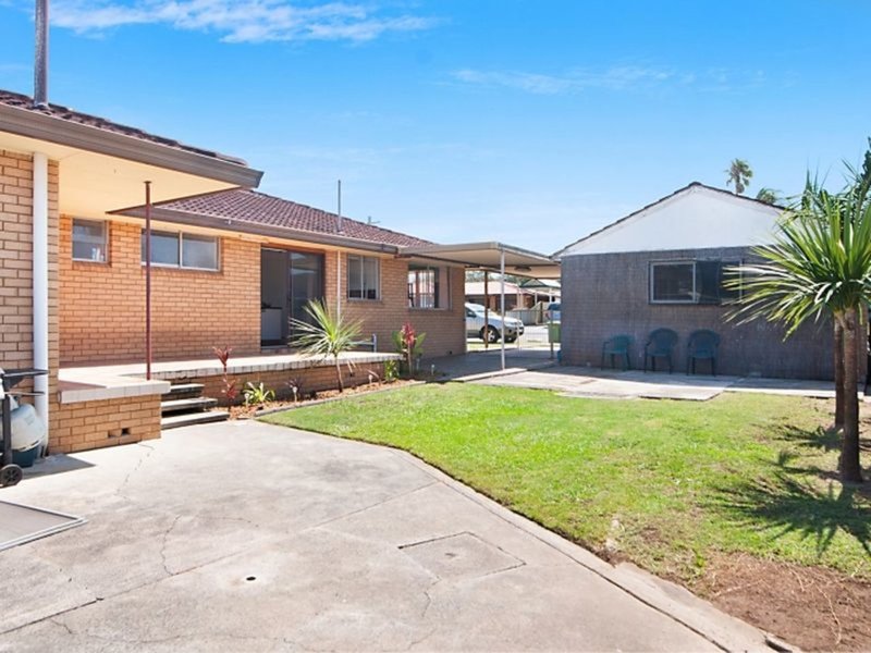 Photo - 23 Clucas Avenue, Gorokan NSW 2263 - Image 10