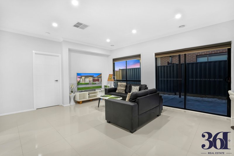 Photo - 23 Congo Drive, Tarneit VIC 3029 - Image 6