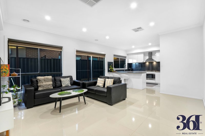 Photo - 23 Congo Drive, Tarneit VIC 3029 - Image 7
