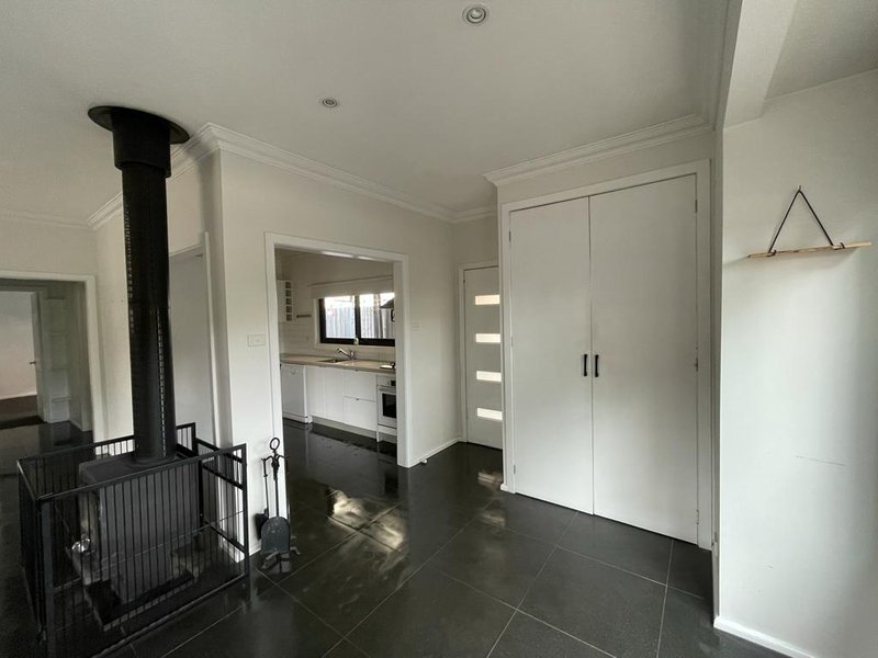 Photo - 23 Conifer Avenue, Brooklyn VIC 3012 - Image 4