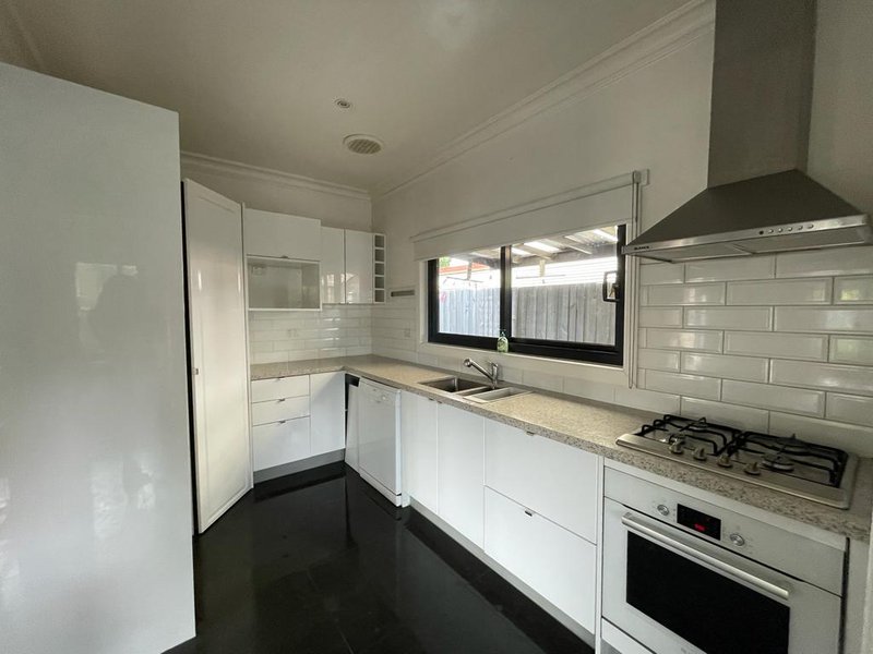 Photo - 23 Conifer Avenue, Brooklyn VIC 3012 - Image 5