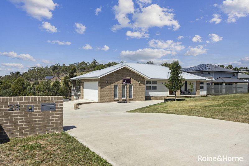 Photo - 23 Cottonwood Avenue, Goulburn NSW 2580 - Image 2