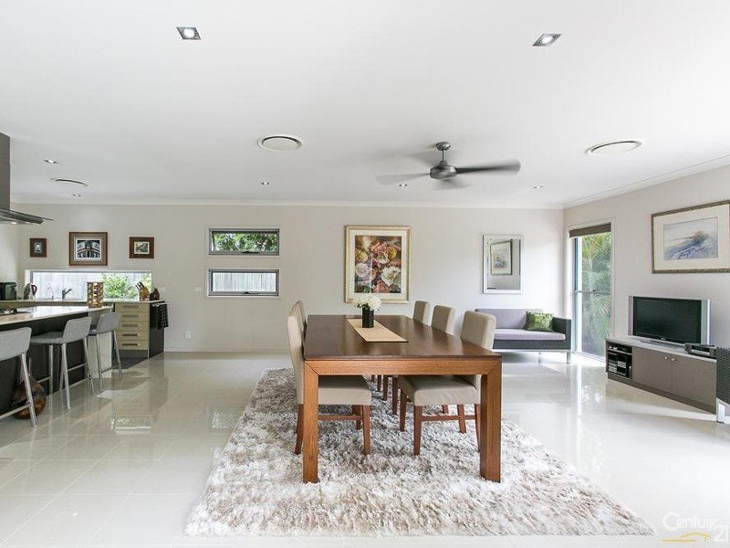 Photo - 23 Crestview Drive, Peregian Springs QLD 4573 - Image 3