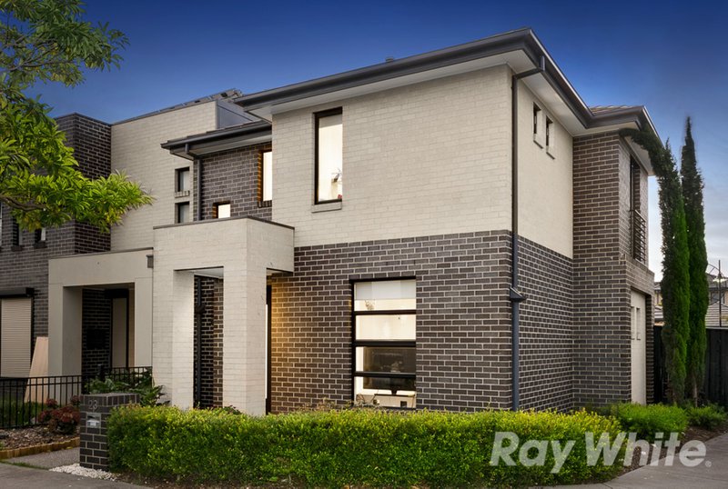 23 Crimson Grove, Clayton South VIC 3169