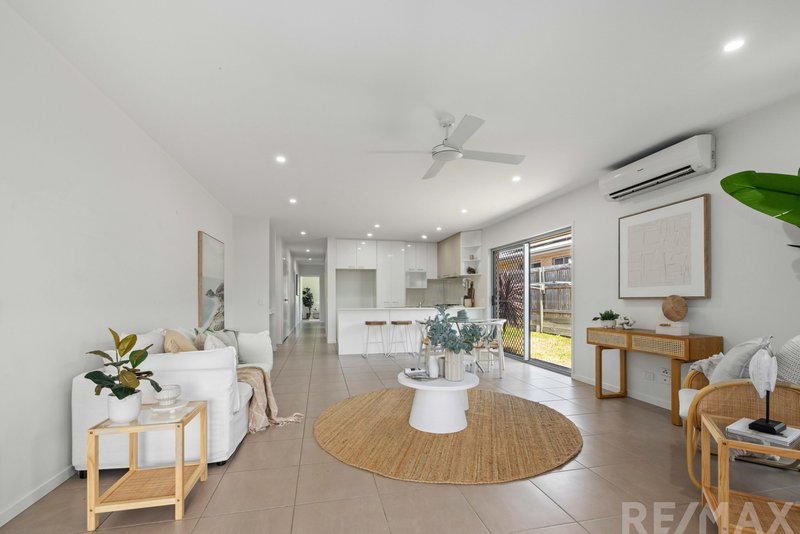 Photo - 23 Crinum Circuit, Coomera QLD 4209 - Image 4