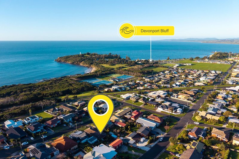 Photo - 2/3 Cromwell Crescent, Devonport TAS 7310 - Image 2