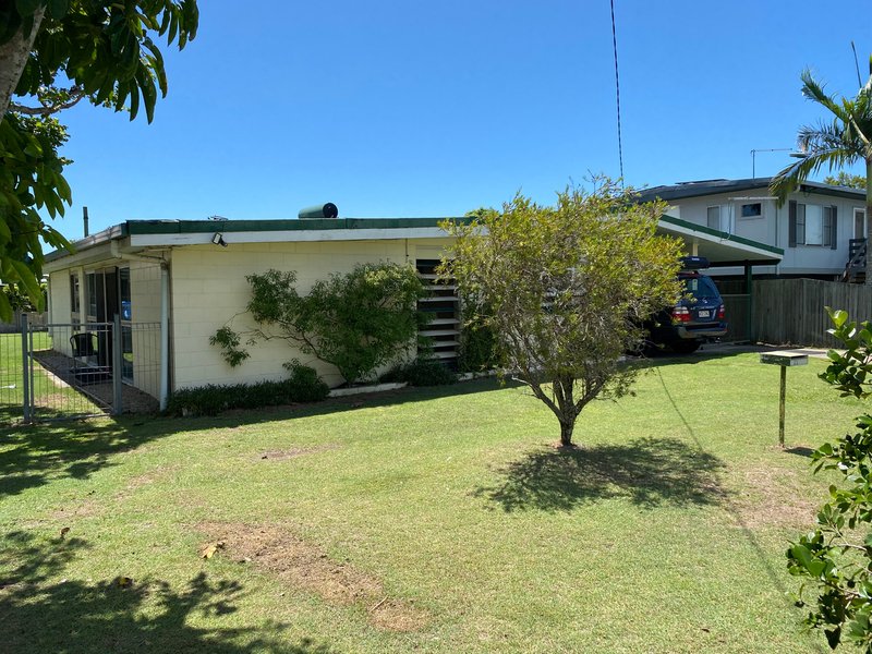 Photo - 23 Crouch Avenue, Bongaree QLD 4507 - Image 3