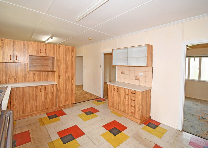 Photo - 23 Croydon Street, Maryborough QLD 4650 - Image 7