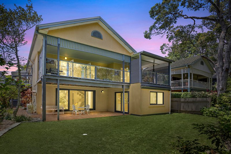 23 Crystal Drive, Sapphire Beach NSW 2450