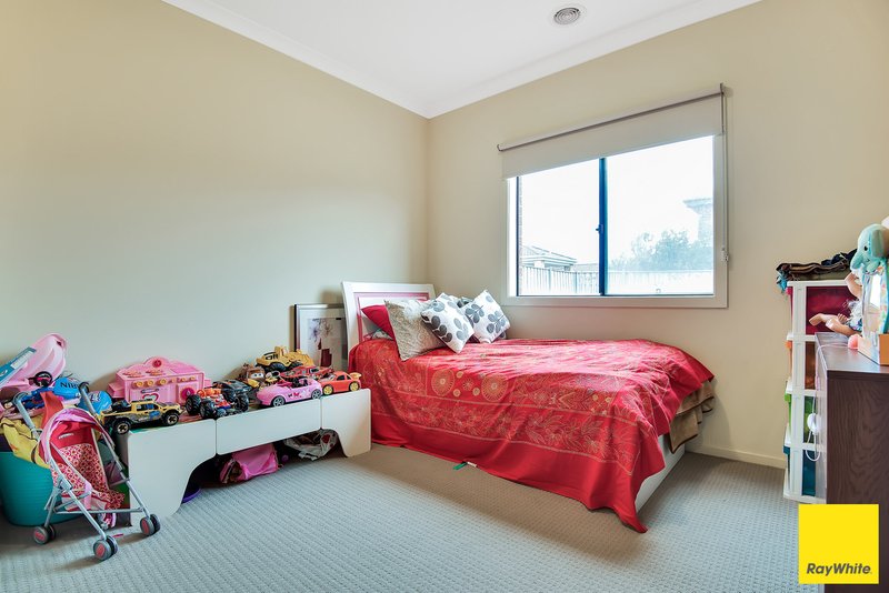 Photo - 23 Cutleaf Crescent, Tarneit VIC 3029 - Image 7