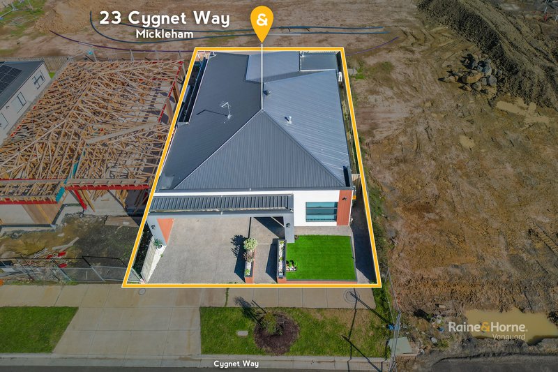Photo - 23 Cygnet Way, Mickleham VIC 3064 - Image 26
