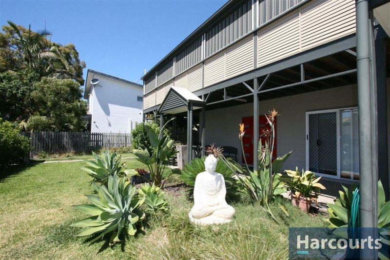 Photo - 2/3 Cypress Ave , Woorim QLD 4507 - Image 11