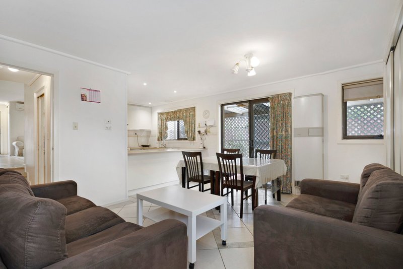 Photo - 23 Dakota Drive, Thomastown VIC 3074 - Image 2