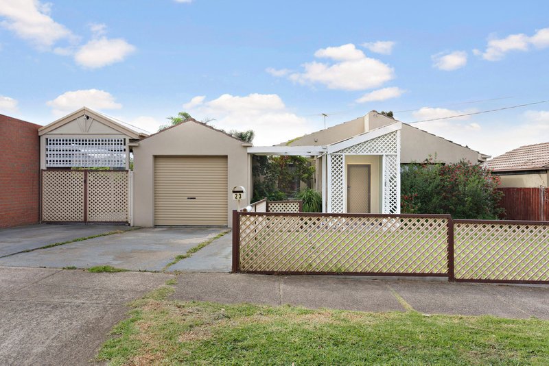 Photo - 23 Dakota Drive, Thomastown VIC 3074 - Image 9