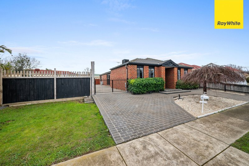 Photo - 23 Darlingsford Boulevard, Melton VIC 3337 - Image 2