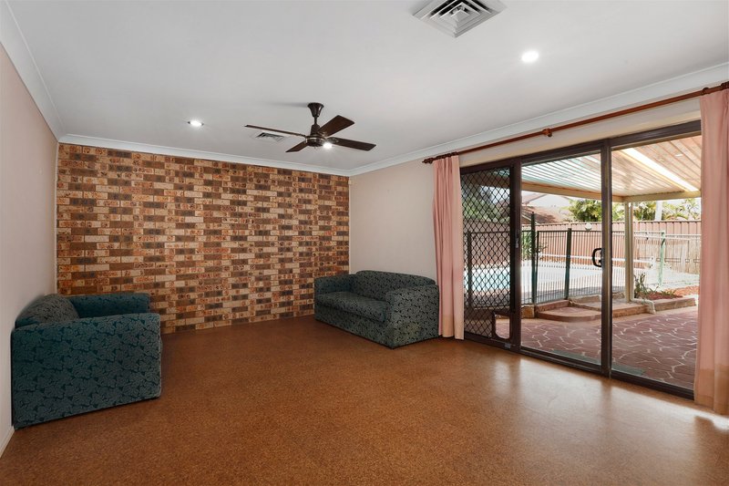 Photo - 23 Debenham Avenue, Leumeah NSW 2560 - Image 5