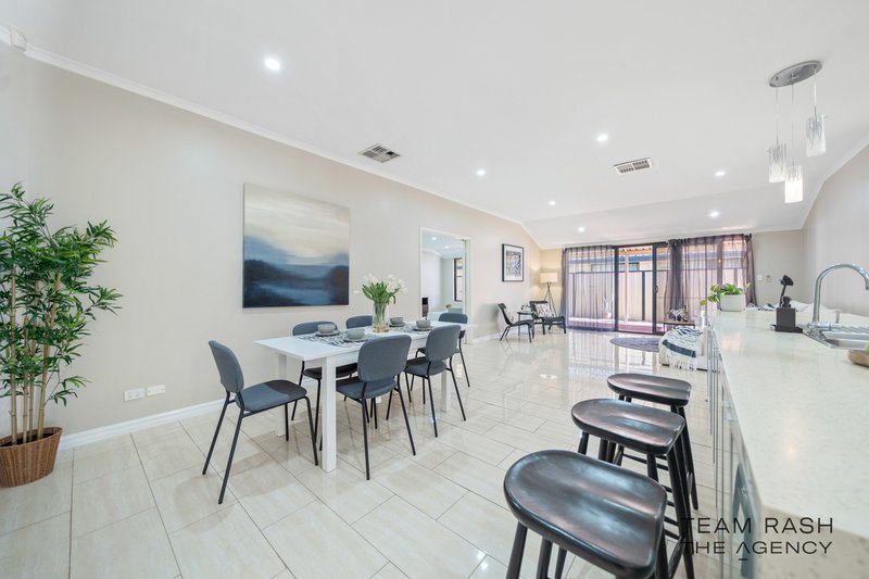 Photo - 23 Deflexa Road, Canning Vale WA 6155 - Image 3