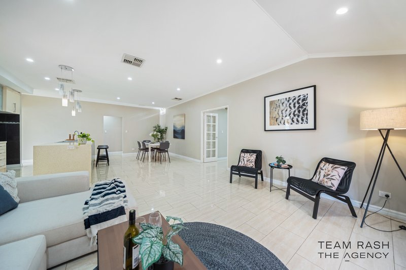 Photo - 23 Deflexa Road, Canning Vale WA 6155 - Image 8