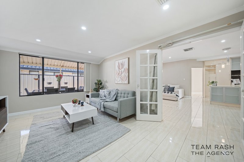 Photo - 23 Deflexa Road, Canning Vale WA 6155 - Image 10