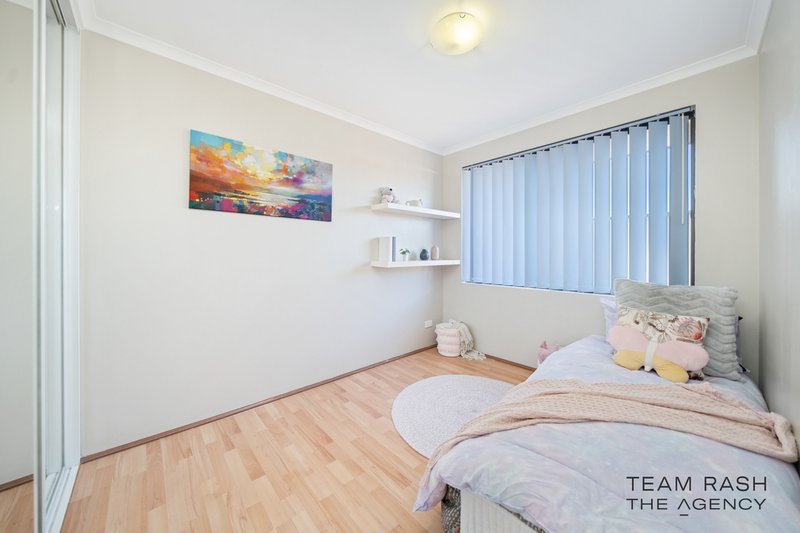 Photo - 23 Deflexa Road, Canning Vale WA 6155 - Image 14
