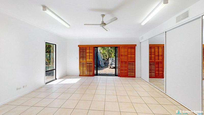 Photo - 23 Dela Court, Cooroibah QLD 4565 - Image 11