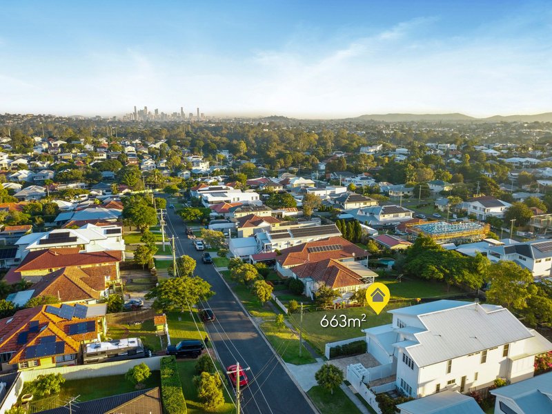 Photo - 23 Deloraine Street, Wavell Heights QLD 4012 - Image 1