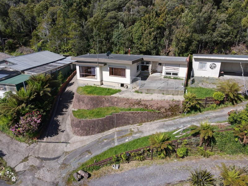 Photo - 23 Denison Street, Queenstown TAS 7467 - Image 17