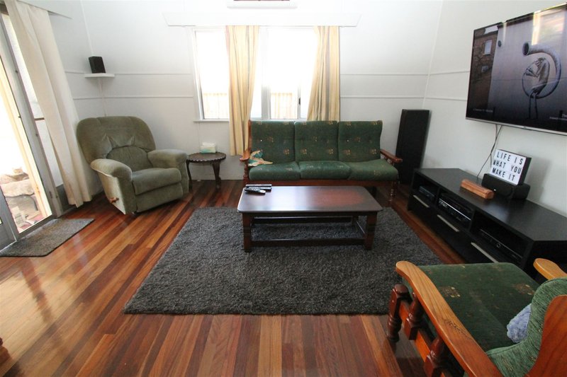 Photo - 23 Dennis Street, Ayr QLD 4807 - Image 2