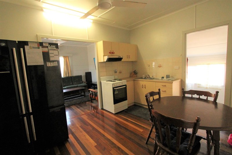 Photo - 23 Dennis Street, Ayr QLD 4807 - Image 4