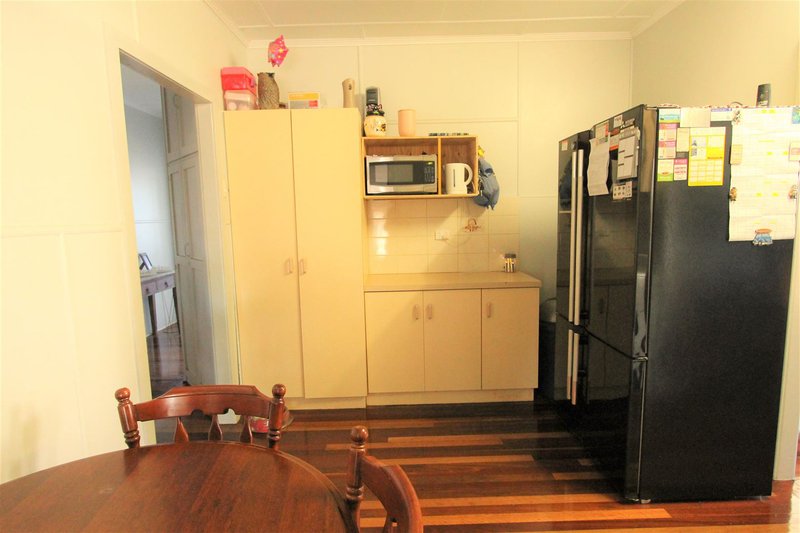 Photo - 23 Dennis Street, Ayr QLD 4807 - Image 5