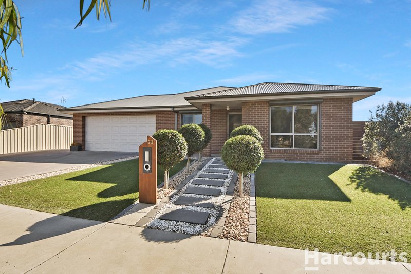 23 Derry Parade, Horsham VIC 3400