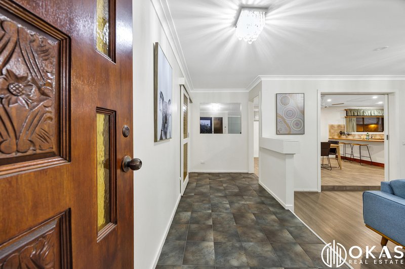 Photo - 23 Devlin Drive, Hoppers Crossing VIC 3029 - Image 4