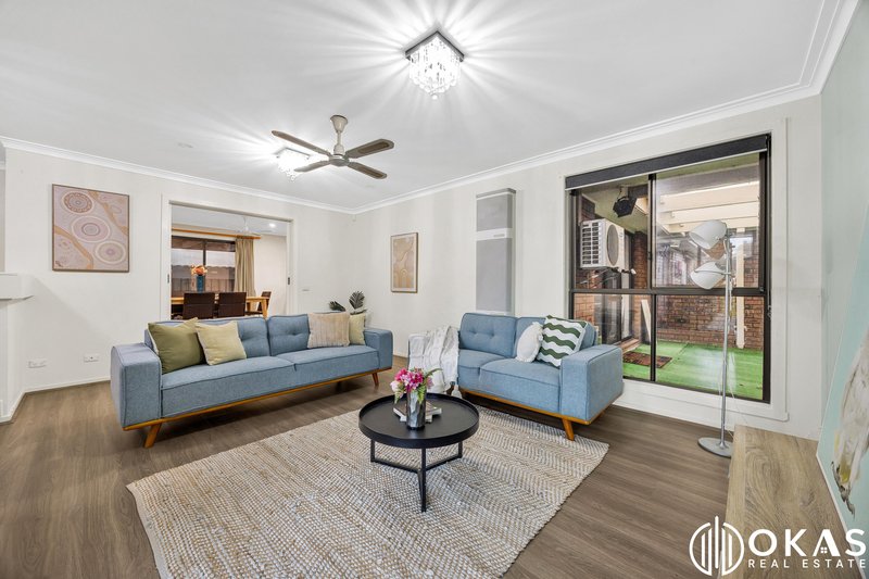 Photo - 23 Devlin Drive, Hoppers Crossing VIC 3029 - Image 6