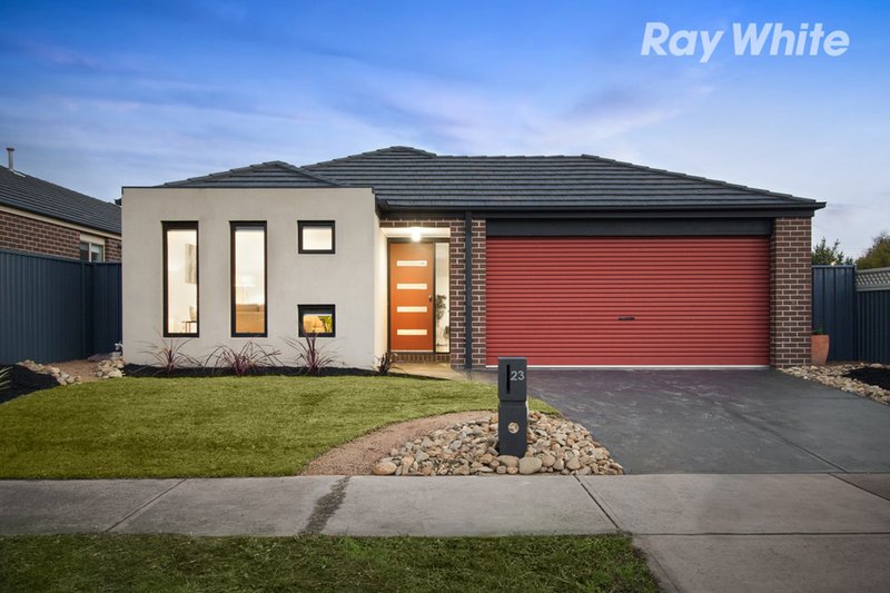 23 Dianella Close, Pakenham VIC 3810