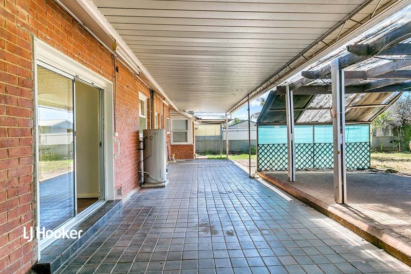 Photo - 23 Dockett Road, Elizabeth Downs SA 5113 - Image 10