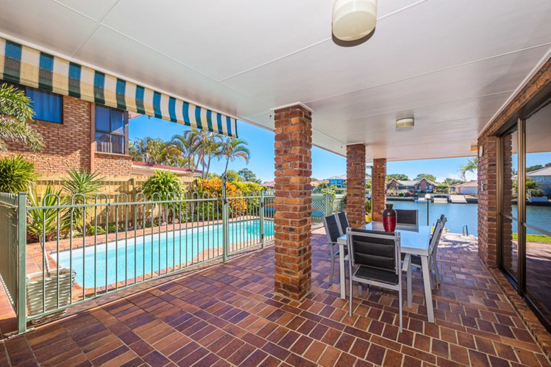 Photo - 23 Dolphin Drive, Bongaree QLD 4507 - Image 14