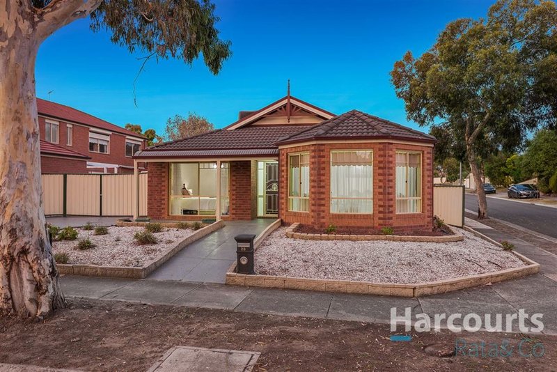 Photo - 23 Doreen Rogen Way, South Morang VIC 3752 - Image