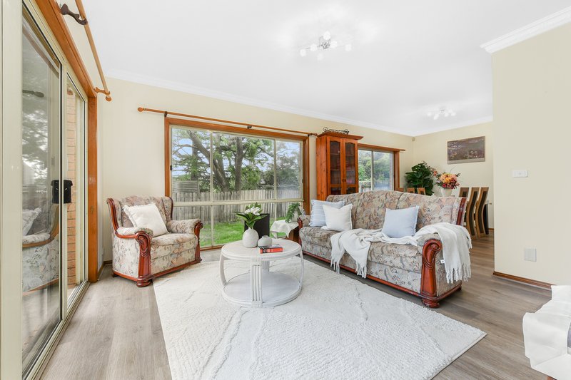 Photo - 23 Dorothea Mackellar Avenue, Oakleigh East VIC 3166 - Image 4